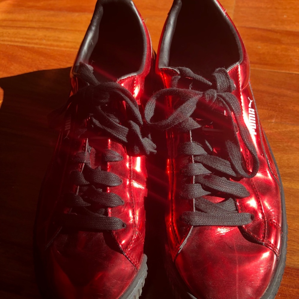 metallic red basket platform pumas (60’s original)